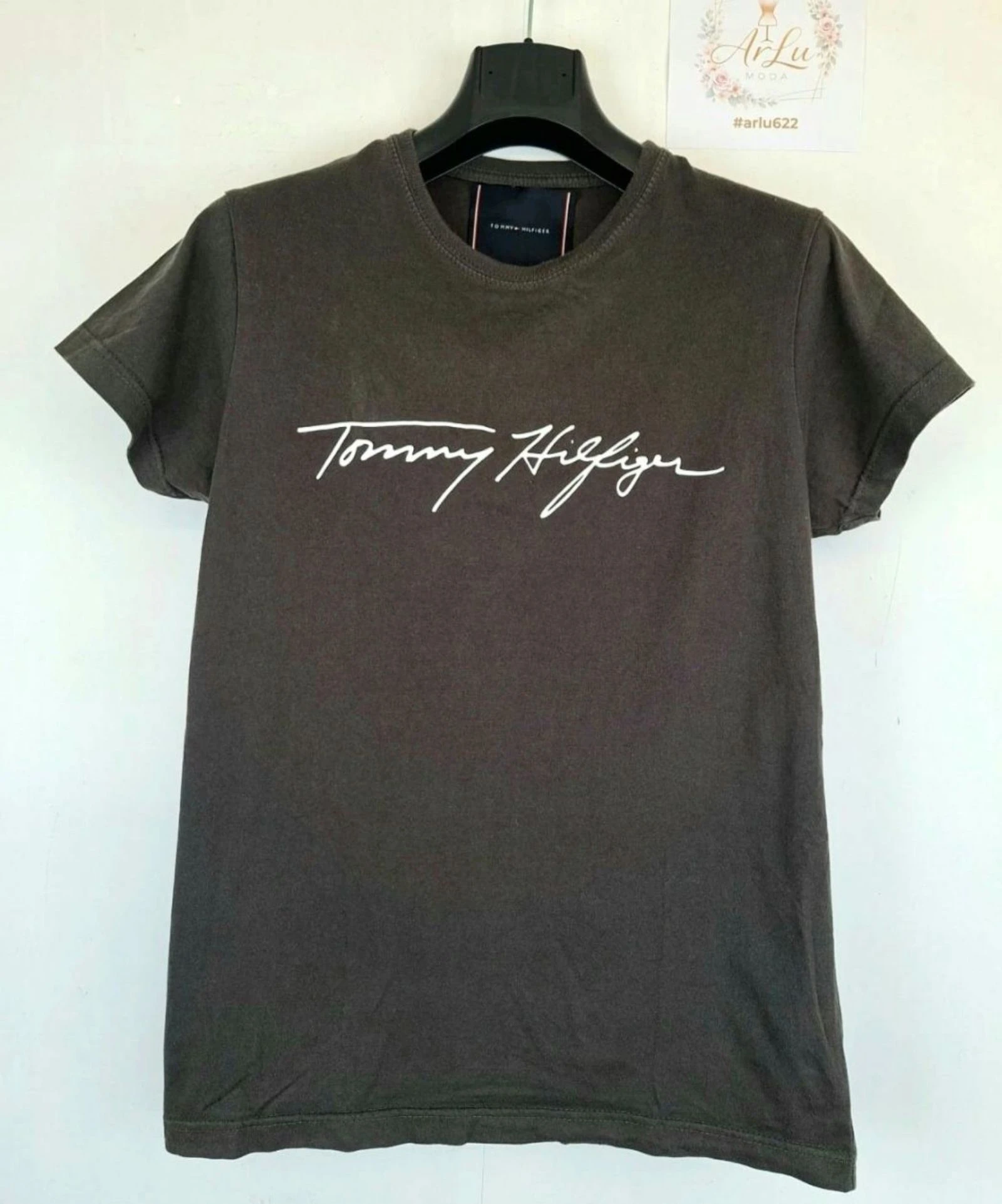 Tommy Hilfiger T-shirt Grey Casual Streetwear Y2K 2000s